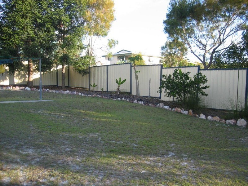 8 Bombala Crescent, Rainbow Beach QLD 4581