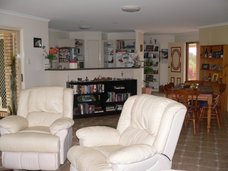 64 Nautilus Drive, Cooloola Cove QLD 4580