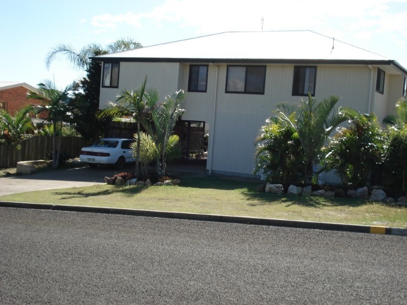 74 Bombala Crescent, Rainbow Beach QLD 4581