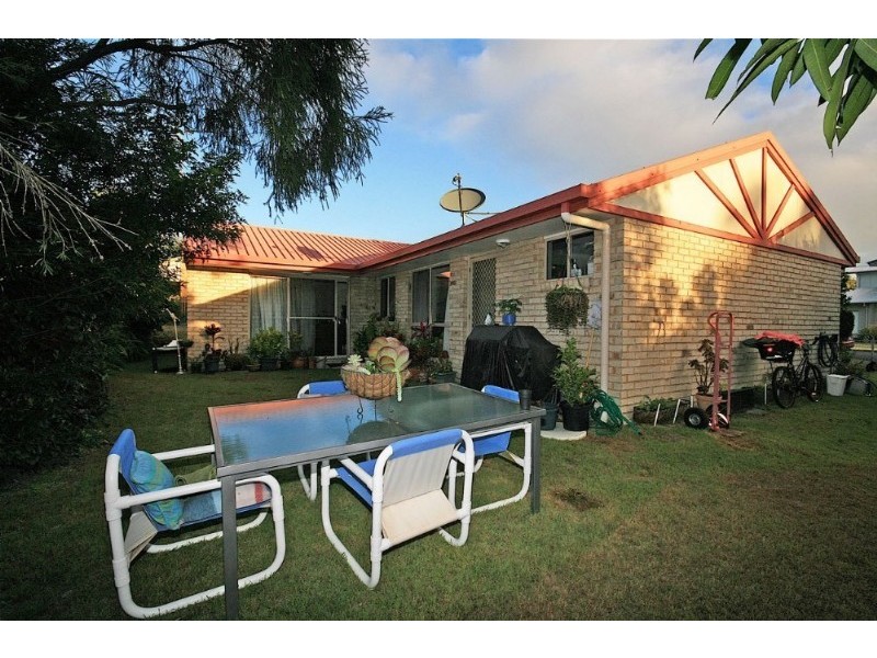 7 Bomburra Court, Rainbow Beach QLD 4581