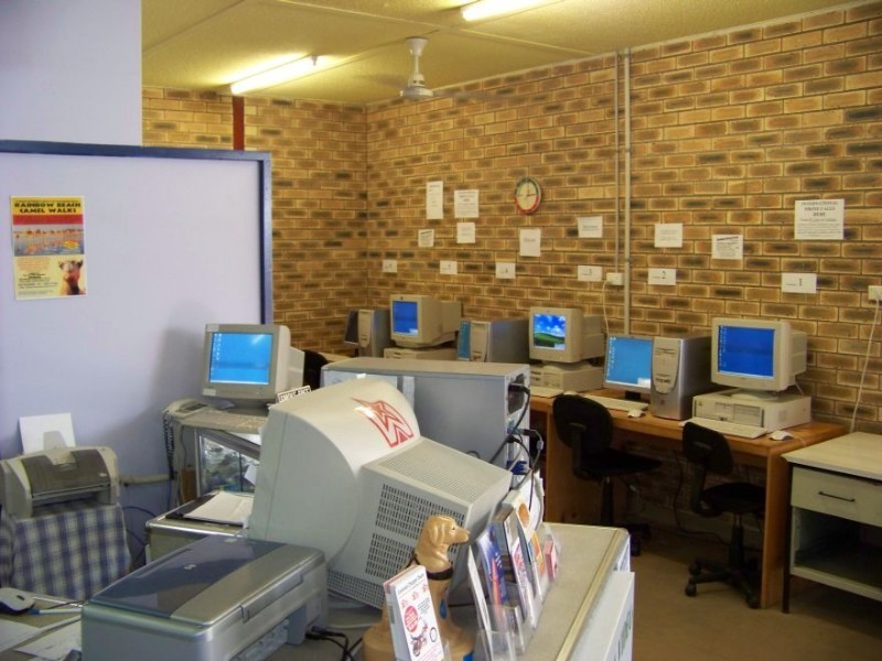 8 Rainbow Beach Road, Rainbow Beach QLD 4581