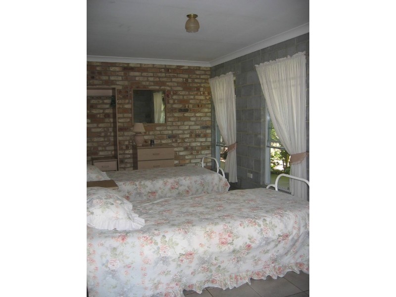 11 Pangatta Court, Rainbow Beach QLD 4581