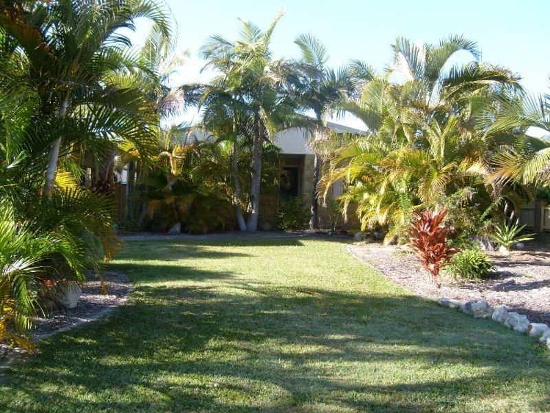 10 Beagle Avenue, Cooloola Cove QLD 4580