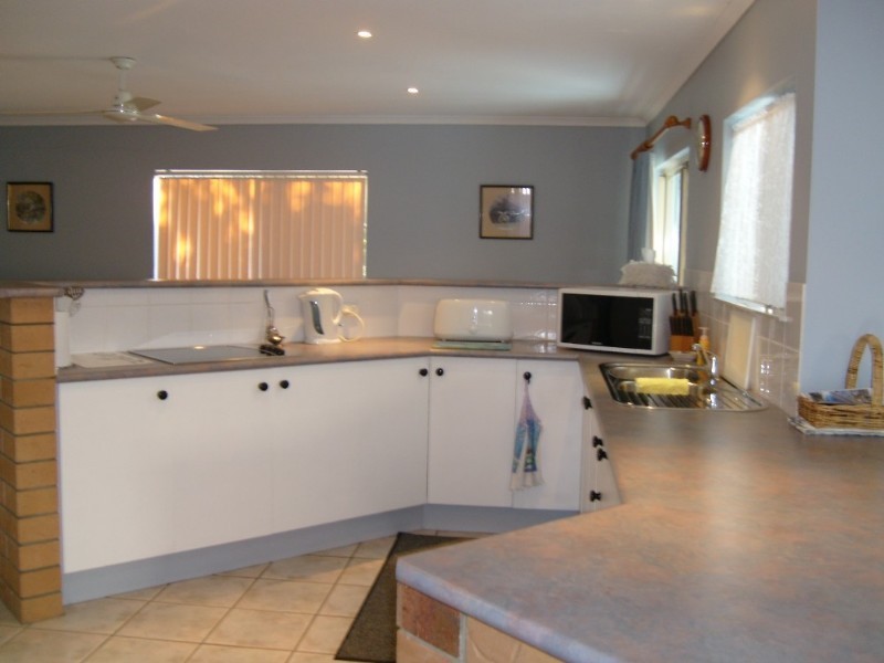 10 Beagle Avenue, Cooloola Cove QLD 4580