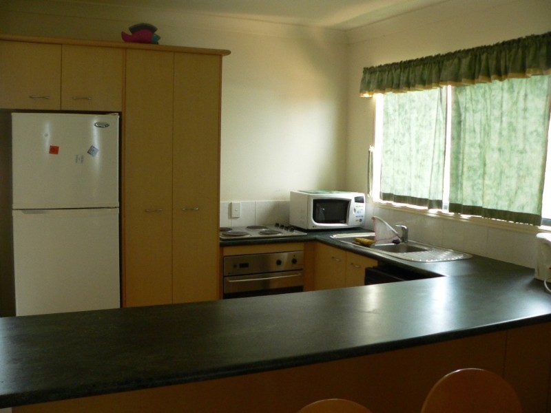 6/46 Manooka Court, Rainbow Beach QLD 4581