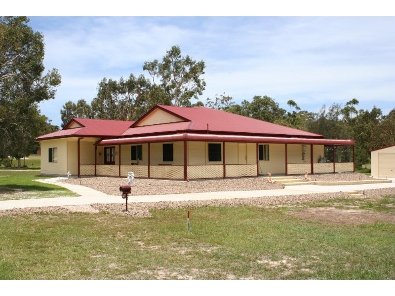 21 Endeavour Drive, Cooloola Cove QLD 4580