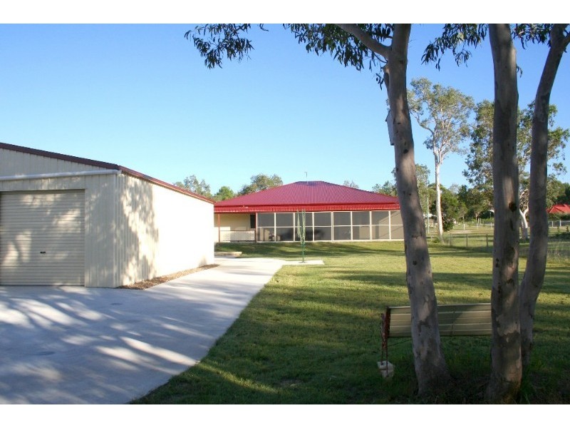 21 Endeavour Drive, Cooloola Cove QLD 4580