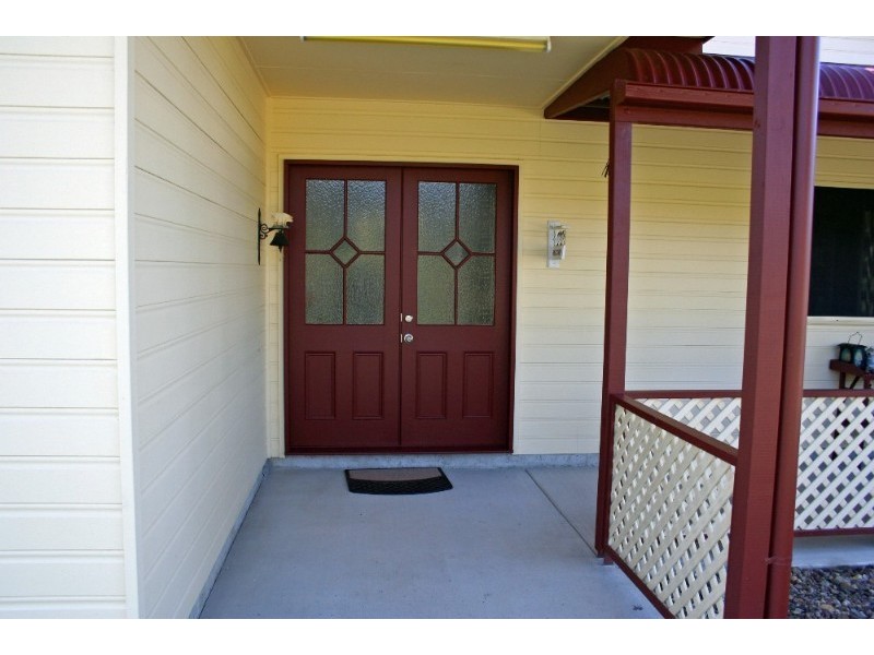 21 Endeavour Drive, Cooloola Cove QLD 4580