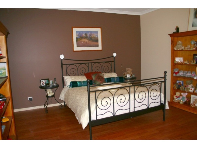 21 Endeavour Drive, Cooloola Cove QLD 4580