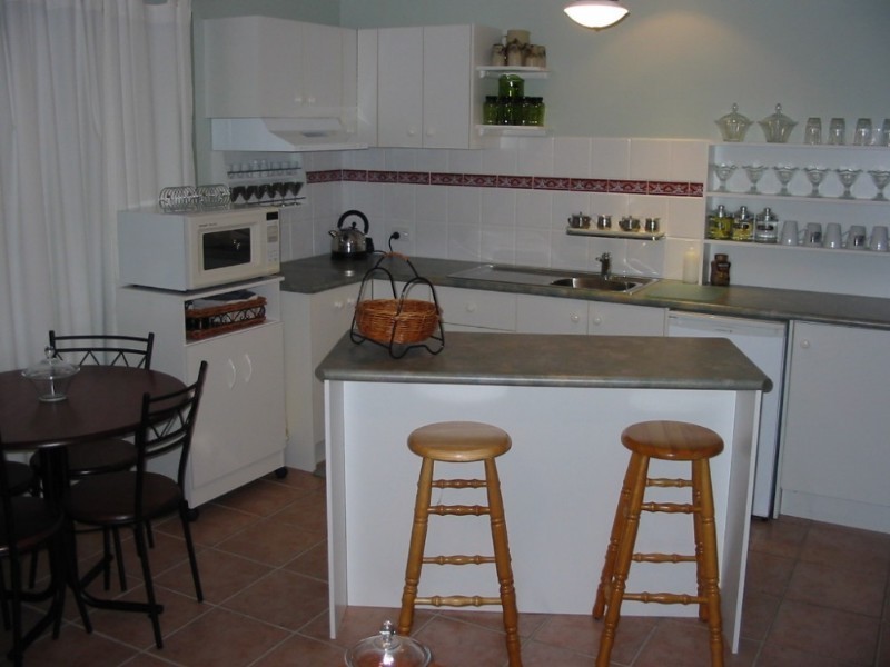 24 Queen Elizabeth Drive, Cooloola Cove QLD 4580