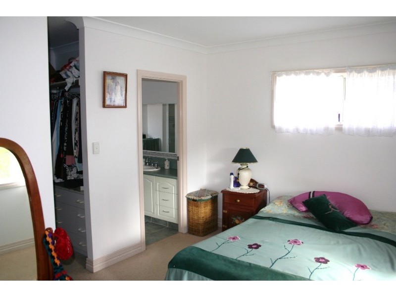 70 Osborne Court, Wallu QLD 4570