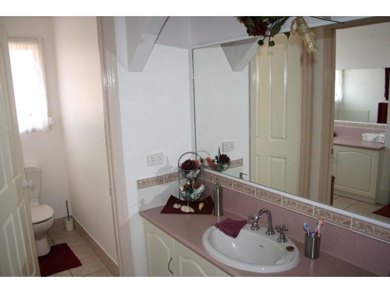 70 Osborne Court, Wallu QLD 4570