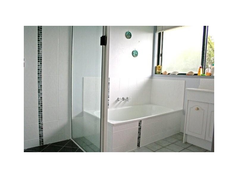 37 Mariposa Place, Cooloola Cove QLD 4580