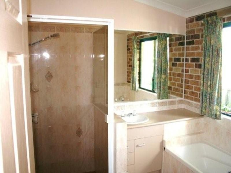 6 Lusitania Street, Cooloola Cove QLD 4580