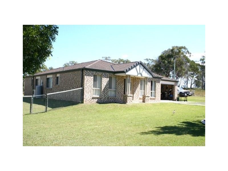 96 Bayside Road, Cooloola Cove QLD 4580