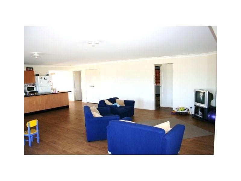 5 Illustrious Court, Cooloola Cove QLD 4580