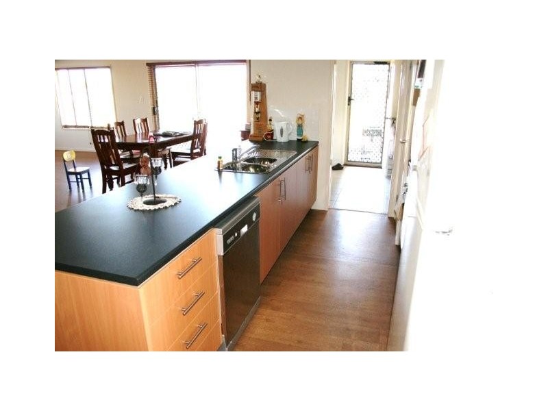 5 Illustrious Court, Cooloola Cove QLD 4580