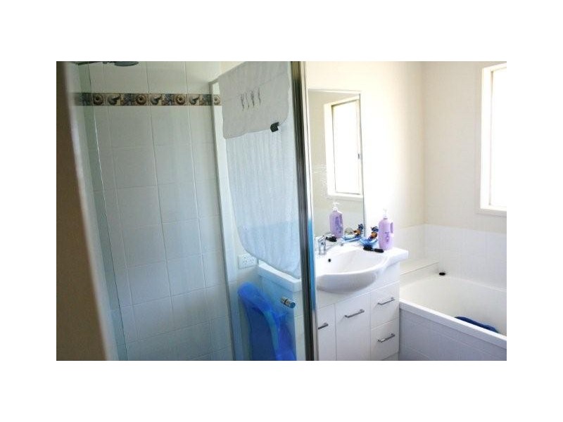 5 Illustrious Court, Cooloola Cove QLD 4580