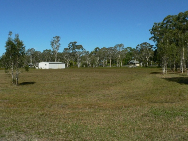 26 Atlantis Avenue, Cooloola Cove QLD 4580