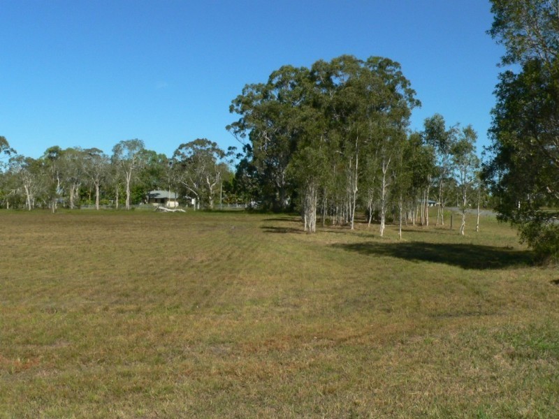 26 Atlantis Avenue, Cooloola Cove QLD 4580