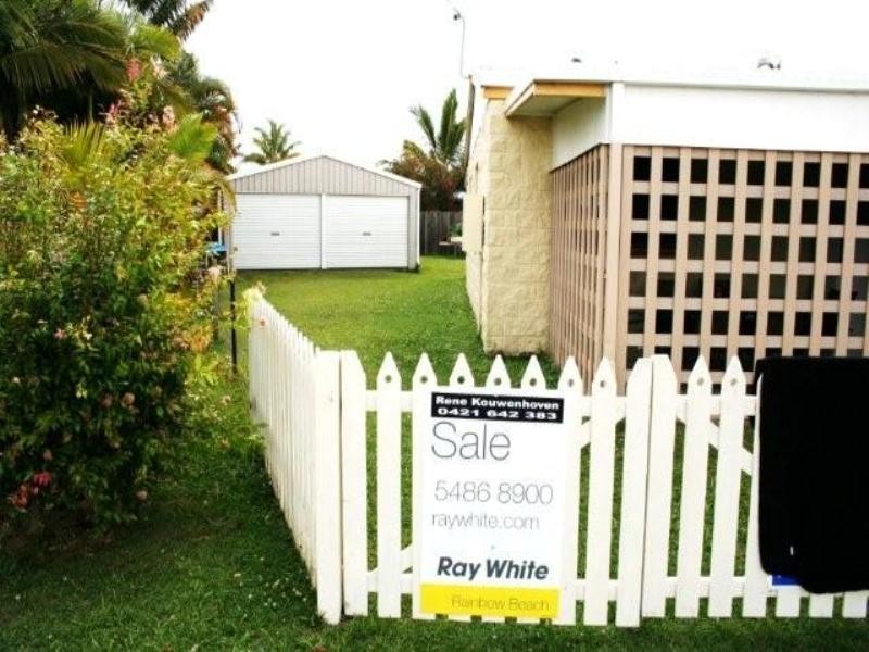 6 Teraglin Court, Tin Can Bay QLD 4580