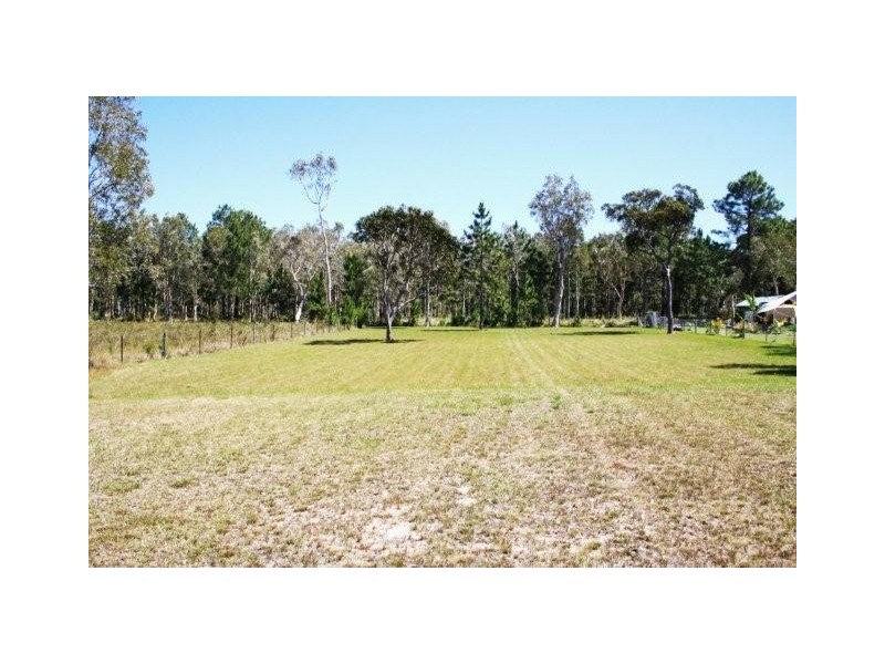 28 Endeavour Drive, Cooloola Cove QLD 4580