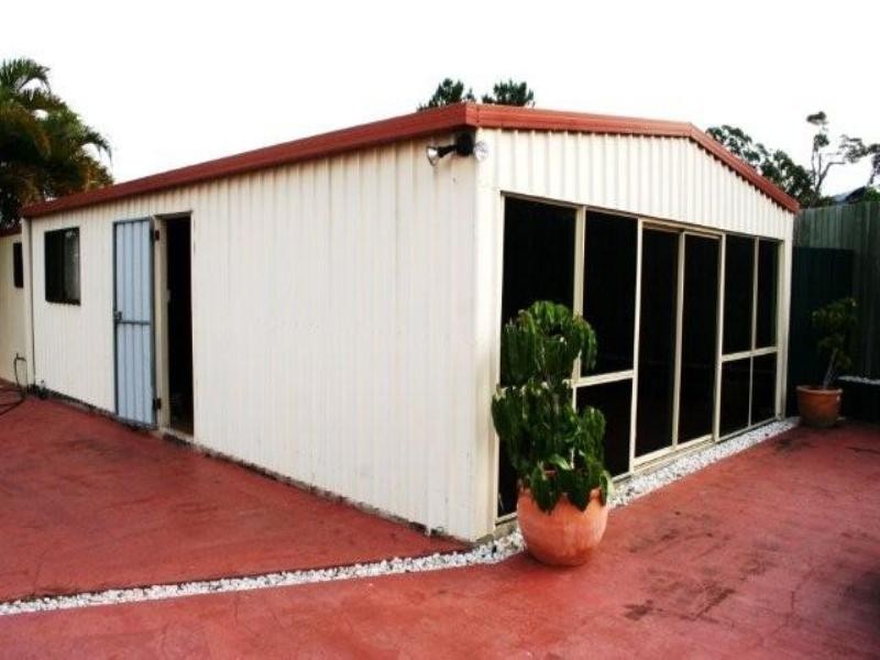 5 Nina Close, Cooloola Cove QLD 4580