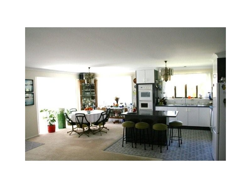 4 Tom Thumb Court, Cooloola Cove QLD 4580