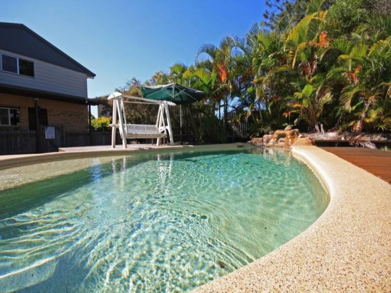 11 Zircon Street, Rainbow Beach QLD 4581