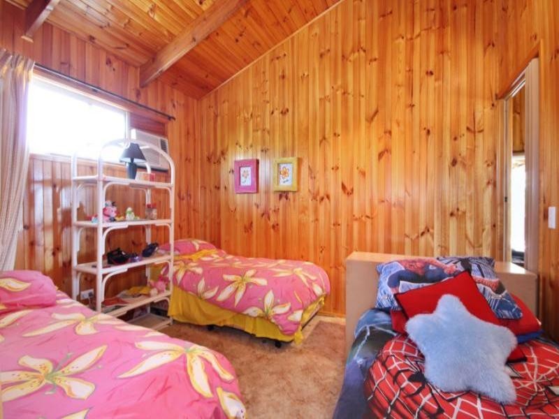 11 Zircon Street, Rainbow Beach QLD 4581