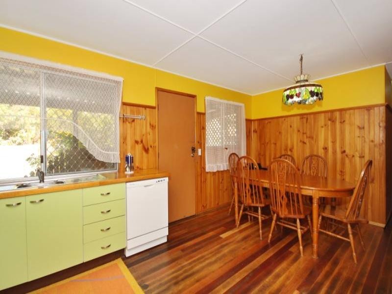 11 Zircon Street, Rainbow Beach QLD 4581