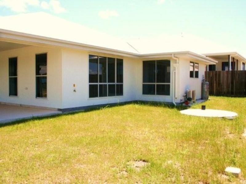 41 Banksia Avenue, Tin Can Bay QLD 4580