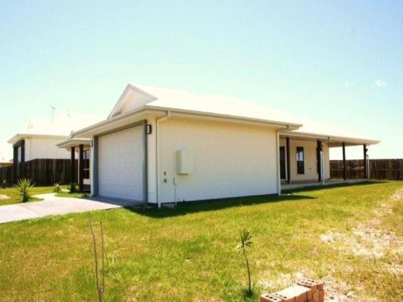 41 Banksia Avenue, Tin Can Bay QLD 4580