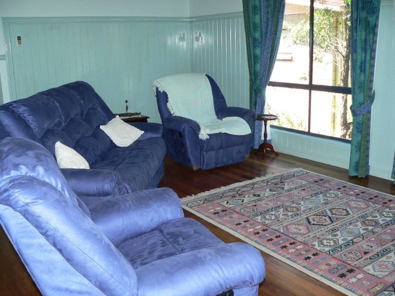 28 Double Island Drive, Rainbow Beach QLD 4581