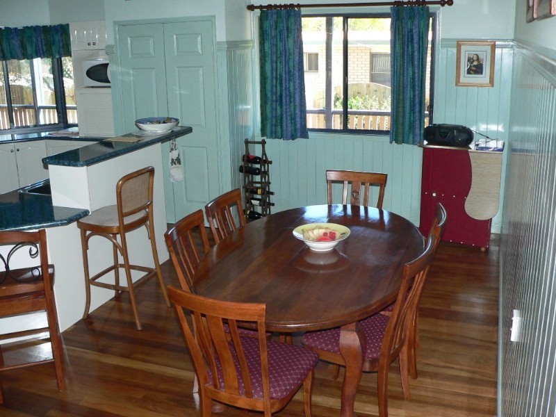 28 Double Island Drive, Rainbow Beach QLD 4581