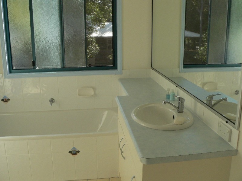 12 Ibis Court, Rainbow Beach QLD 4581