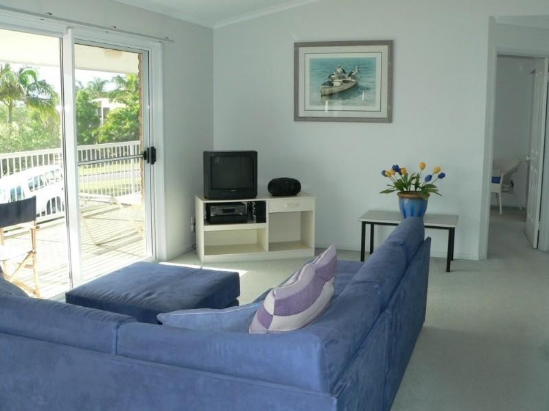 20 Coora Court, Rainbow Beach QLD 4581