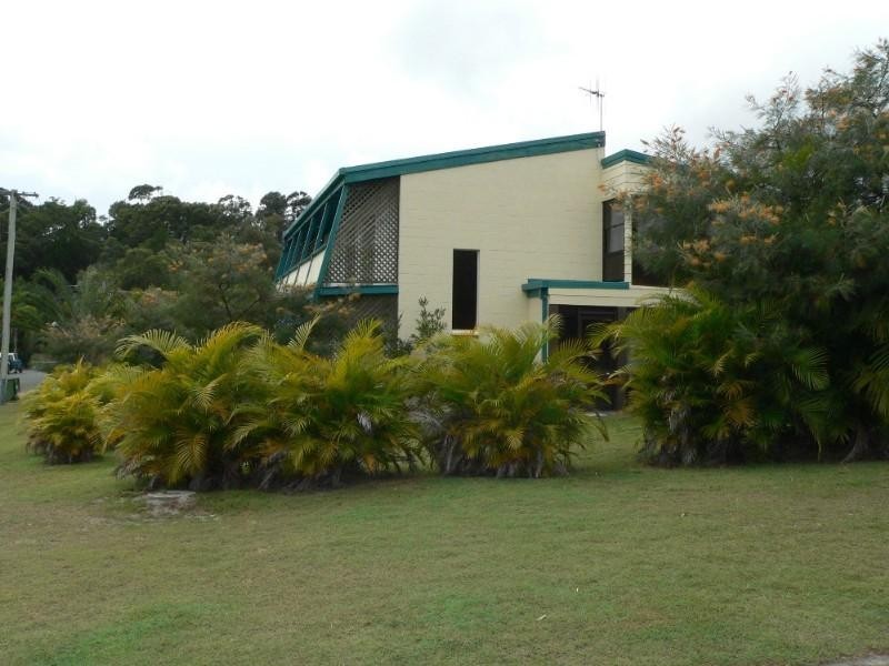 7 Double Island Drive, Rainbow Beach QLD 4581