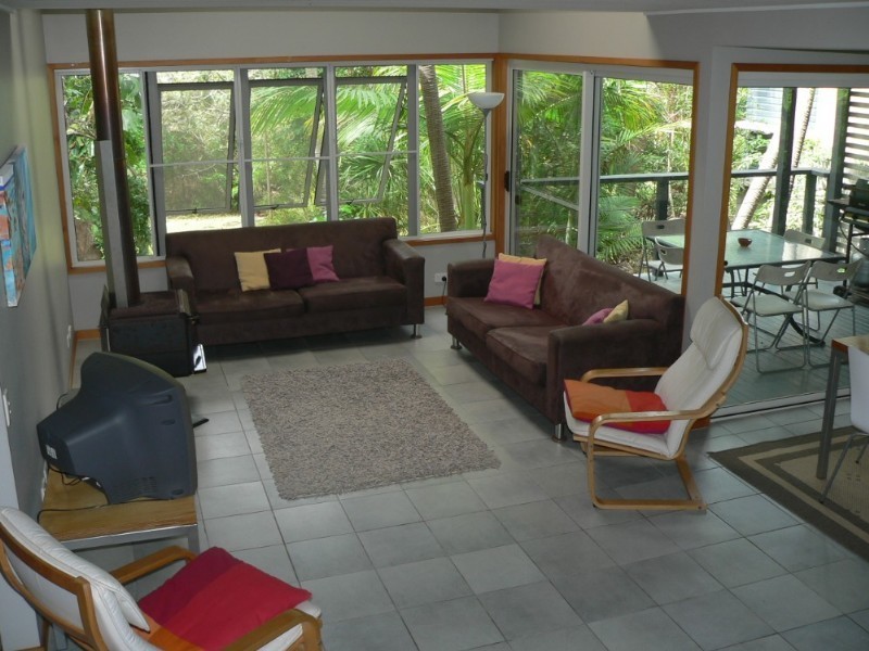 6 Satinwood Avenue, Rainbow Beach QLD 4581