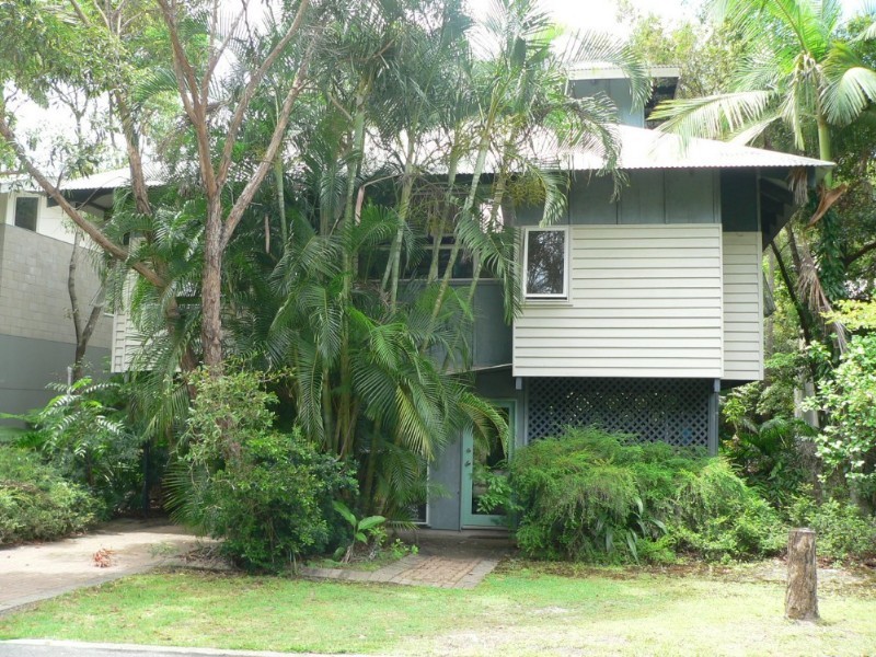 6 Satinwood Avenue, Rainbow Beach QLD 4581
