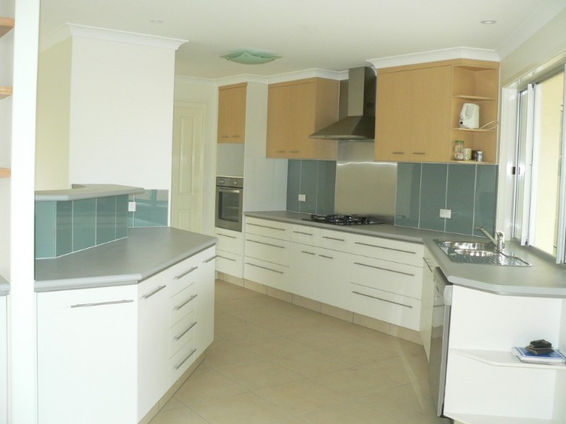 13 Bomburra Court, Rainbow Beach QLD 4581