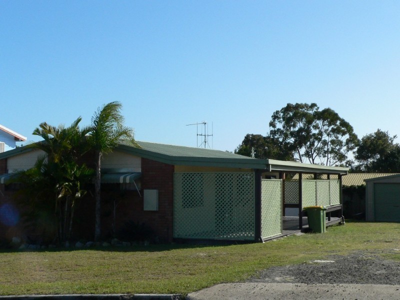 3 Tingira Crescent, Rainbow Beach QLD 4581