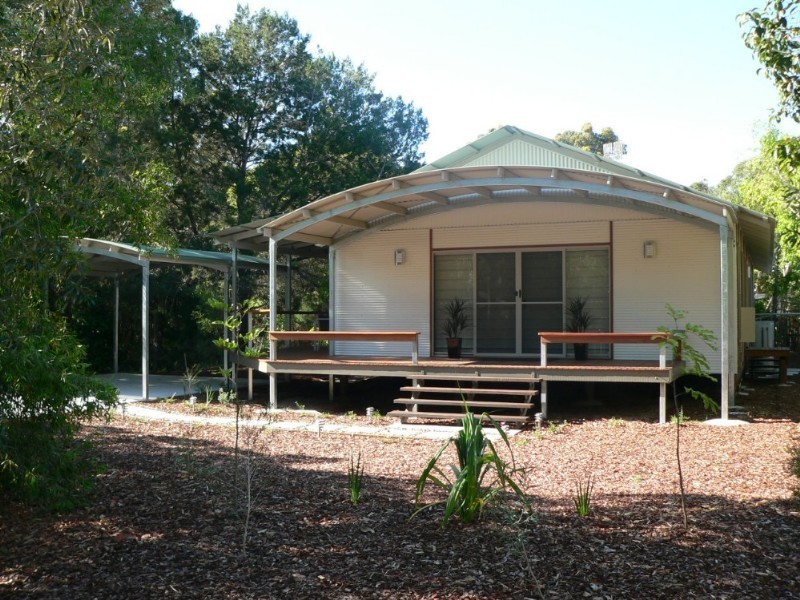 34 Satinwood Drive, Rainbow Beach QLD 4581