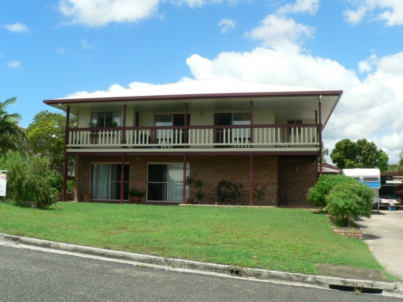 12 Bombala Crescent, Rainbow Beach QLD 4581