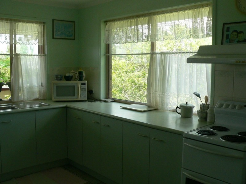 12 Bombala Crescent, Rainbow Beach QLD 4581