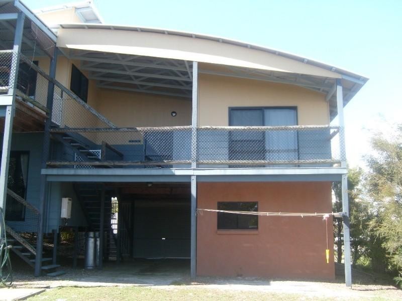 11 Coolberry Court, Rainbow Beach QLD 4581