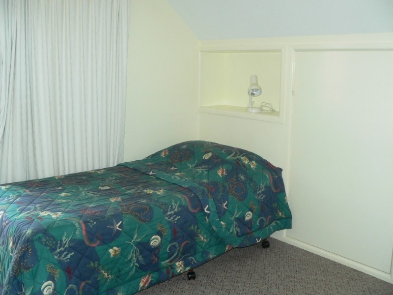 11/4 Double Island Drive, Rainbow Beach QLD 4581