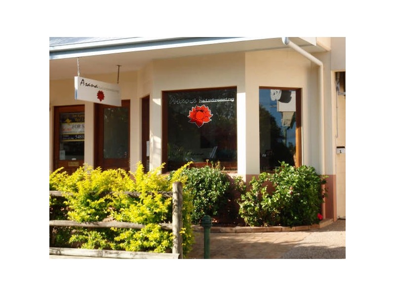 2 Gympie Road, Tin Can Bay QLD 4580