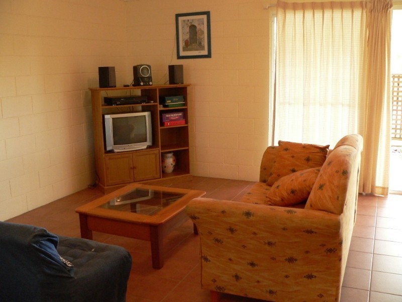 1/6 Carlo Road, Rainbow Beach QLD 4581