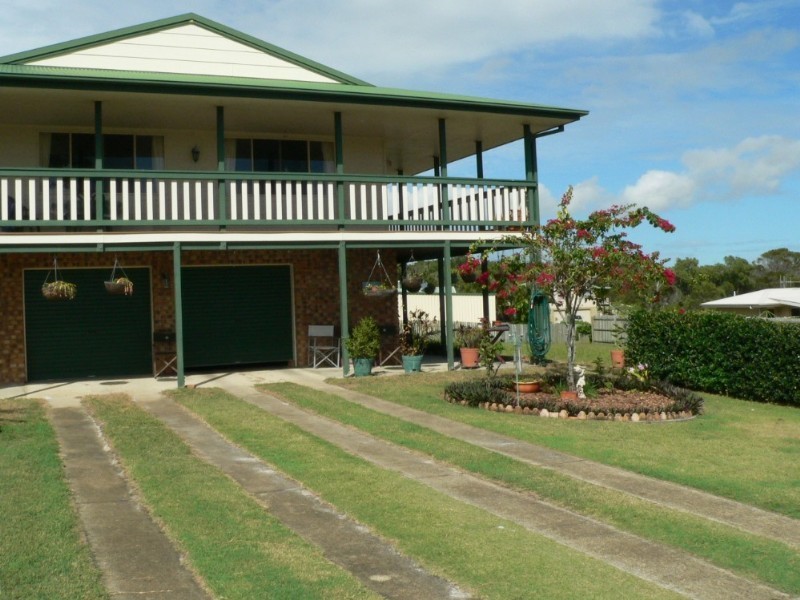 10 Coolberry Court, Rainbow Beach QLD 4581